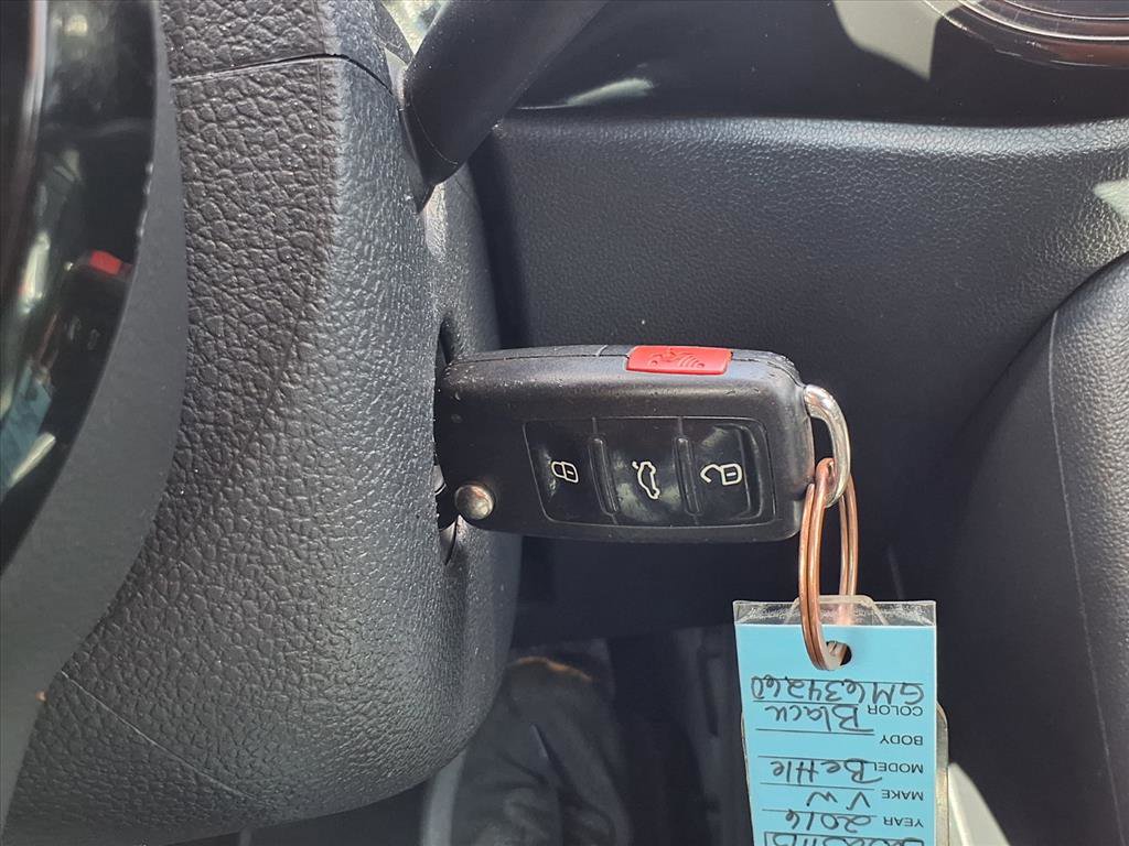 Used 2016 Volkswagen Beetle 1.8T Classic image 10