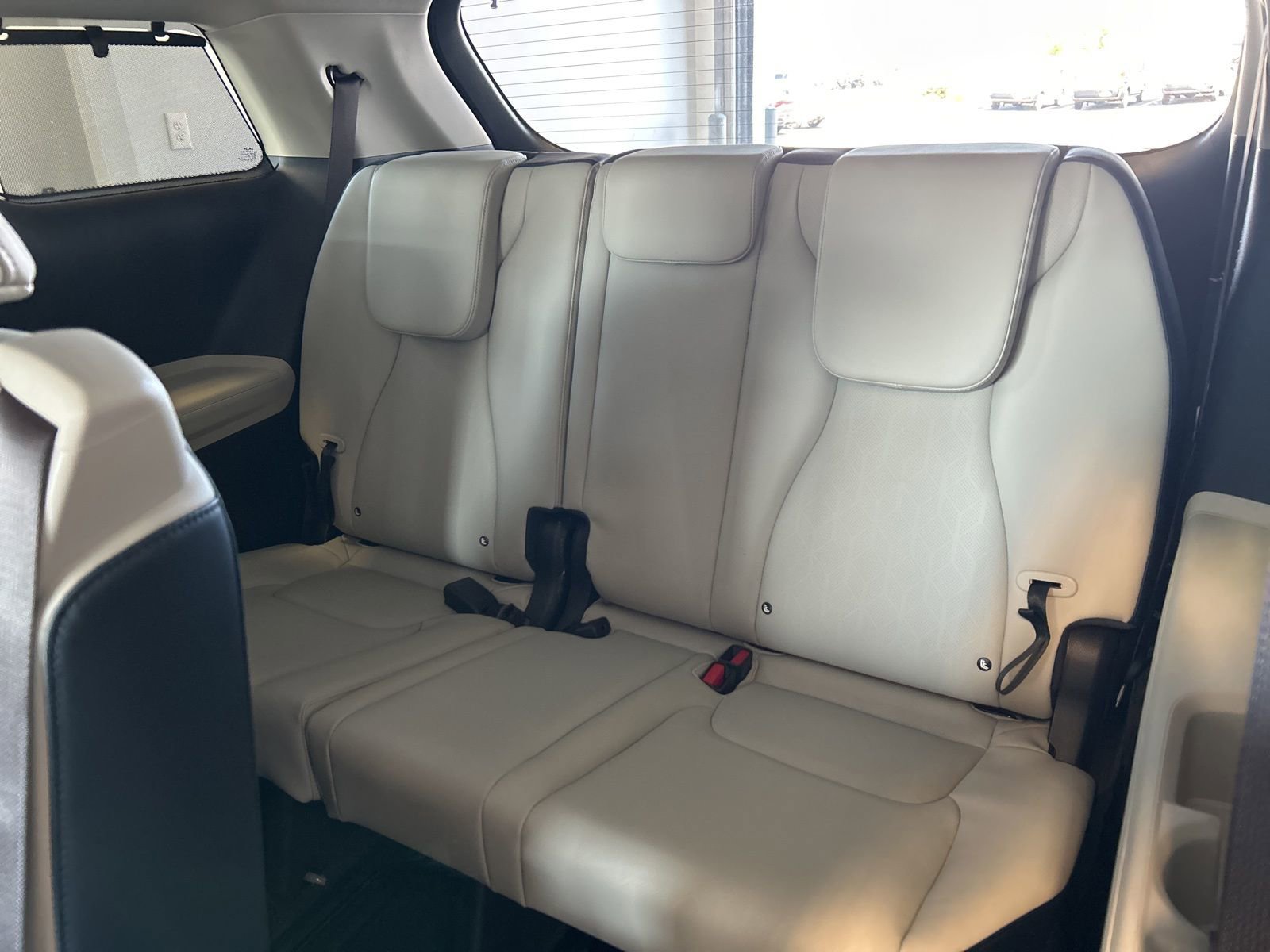 New 2026 Kia Carnival EX image 15