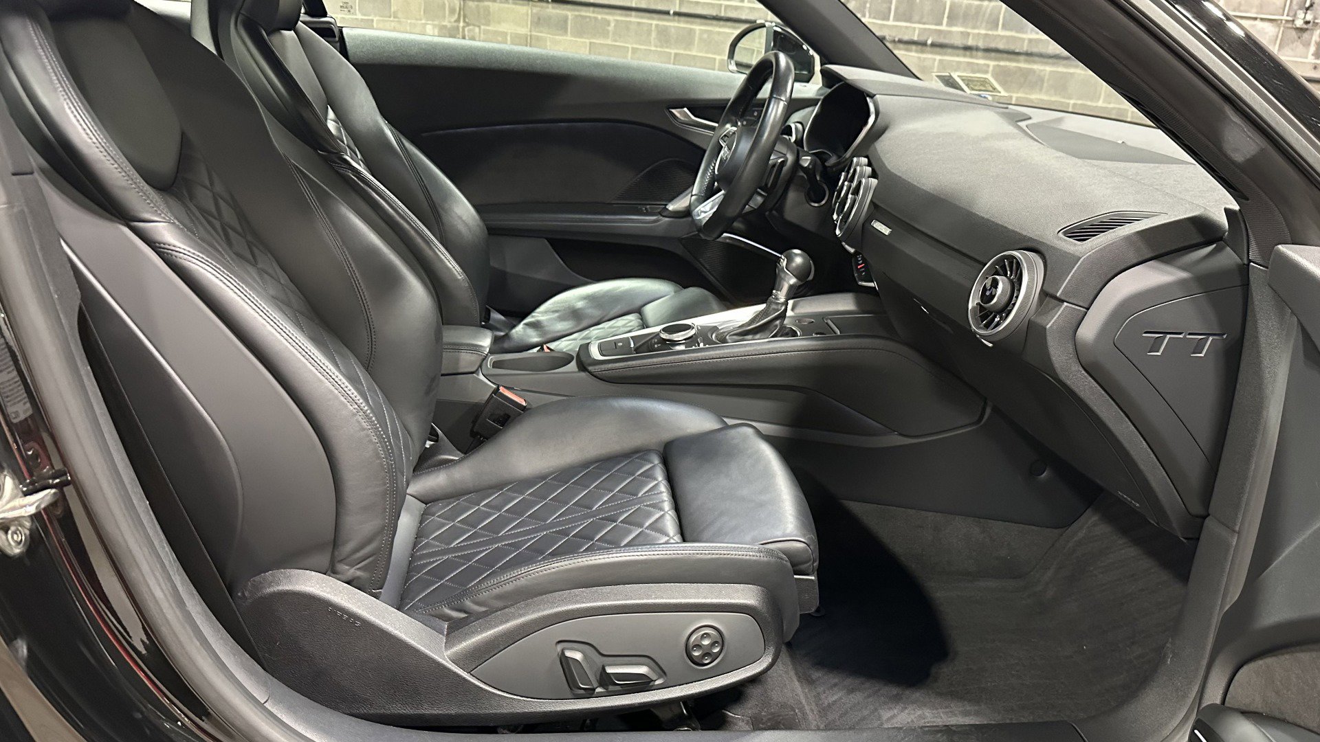 Used 2020 Audi TT 2.0T image 24