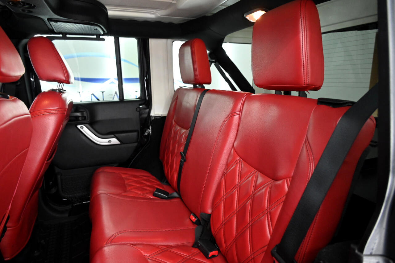 Used 2018 Jeep Wrangler Unlimited Rubicon w/ Cold Weather Group image 36