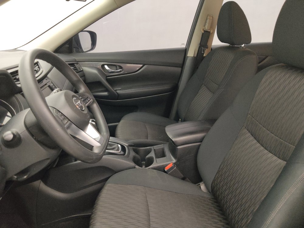 Used 2018 Nissan Rogue S FWD image 17