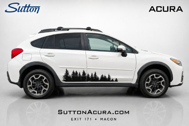Used 2017 Subaru Crosstrek 2.0i Limited w/ Popular Package #2 AWD/4WD image 2