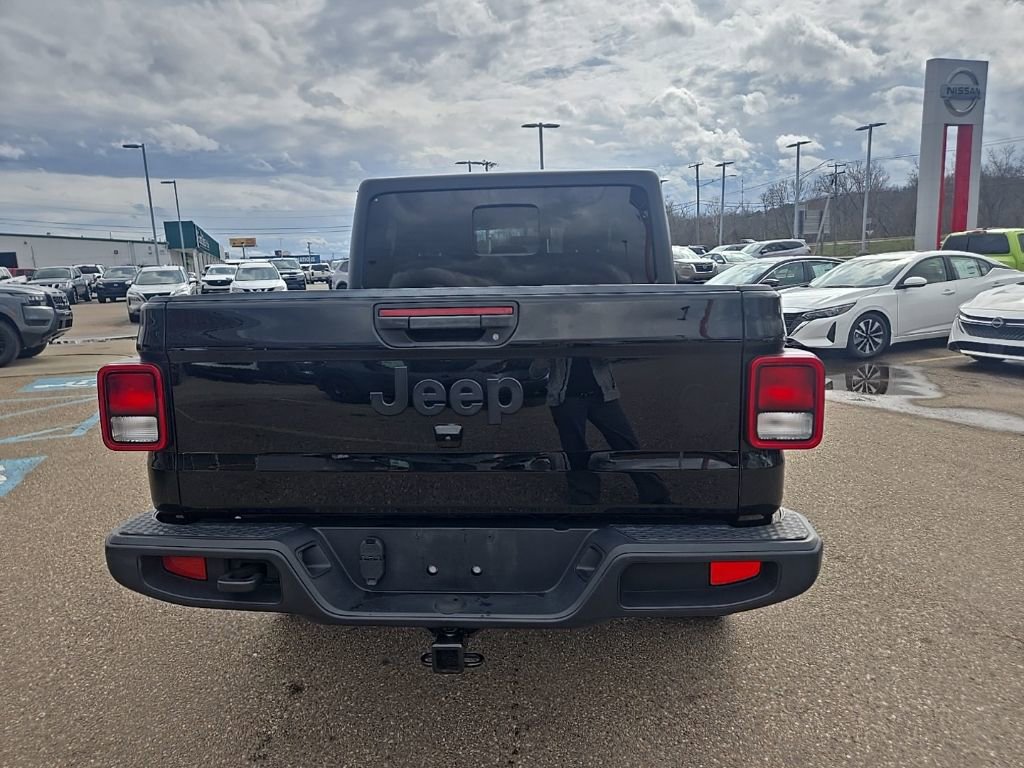 Used 2021 Jeep Gladiator Willys image 8