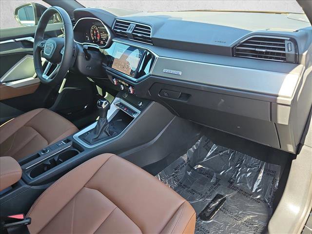 Certified 2024 Audi Q3 2.0T Premium Plus image 22