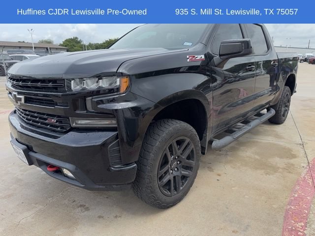 Used 2021 Chevrolet Silverado 1500 LT Trail Boss w/ Bed Protection Package AWD/4WD image 3