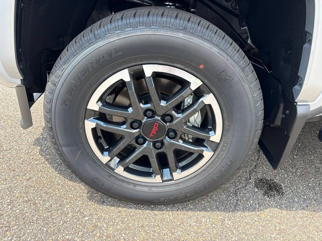 Certified 2026 Toyota Tacoma TRD Sport AWD/4WD image 11