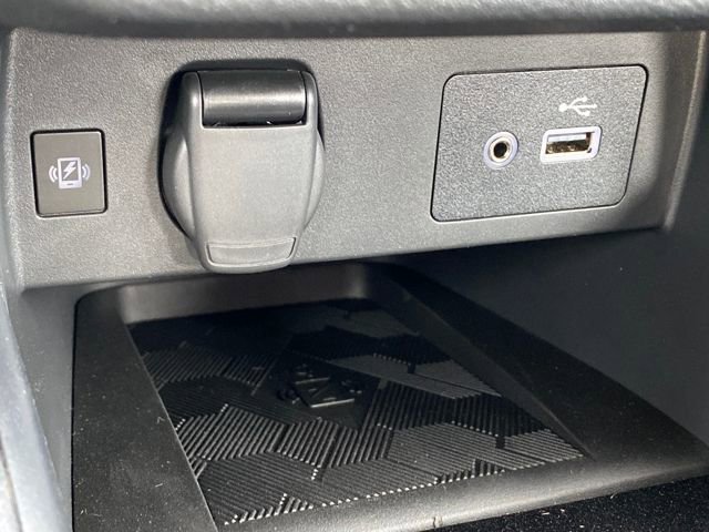 New 2025 Nissan Versa SV w/ Trunk Package image 17