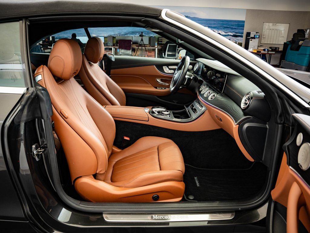 Used 2023 Mercedes-Benz E 450 4MATIC Cabriolet image 21