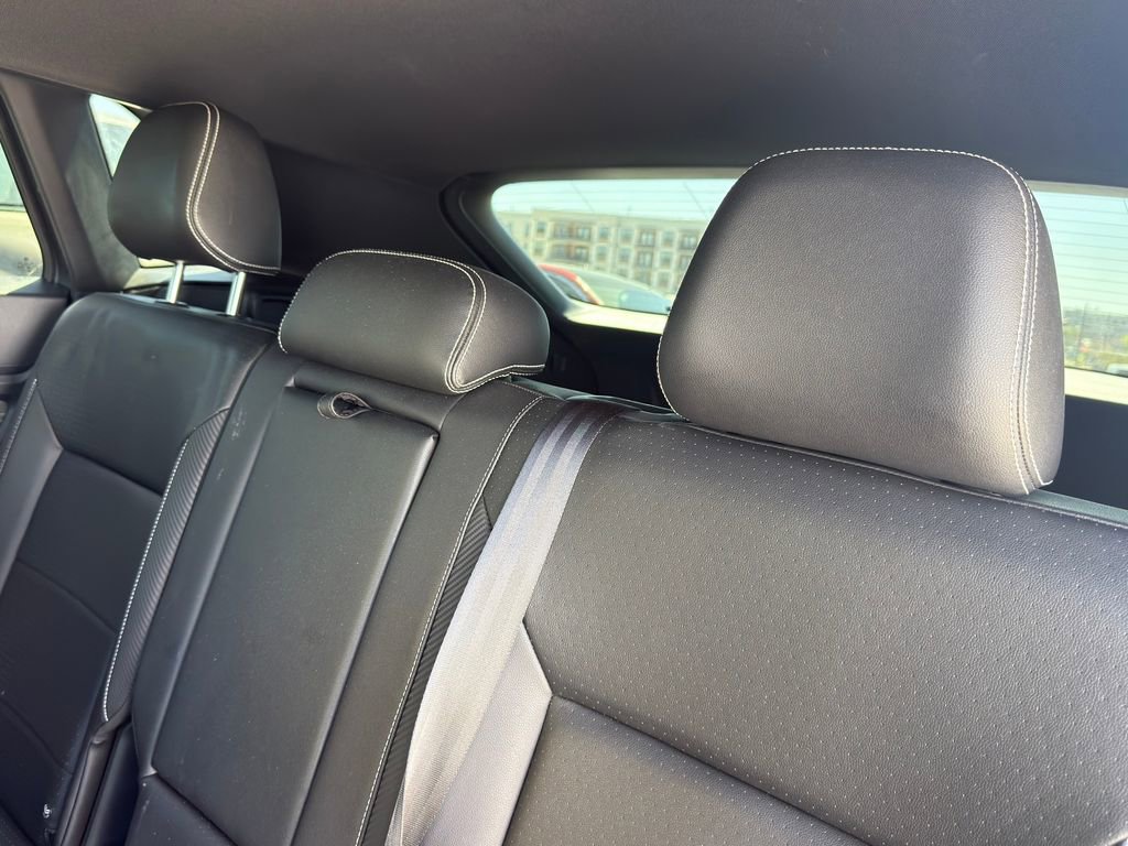 Used 2023 Volkswagen Atlas Cross Sport SE image 28