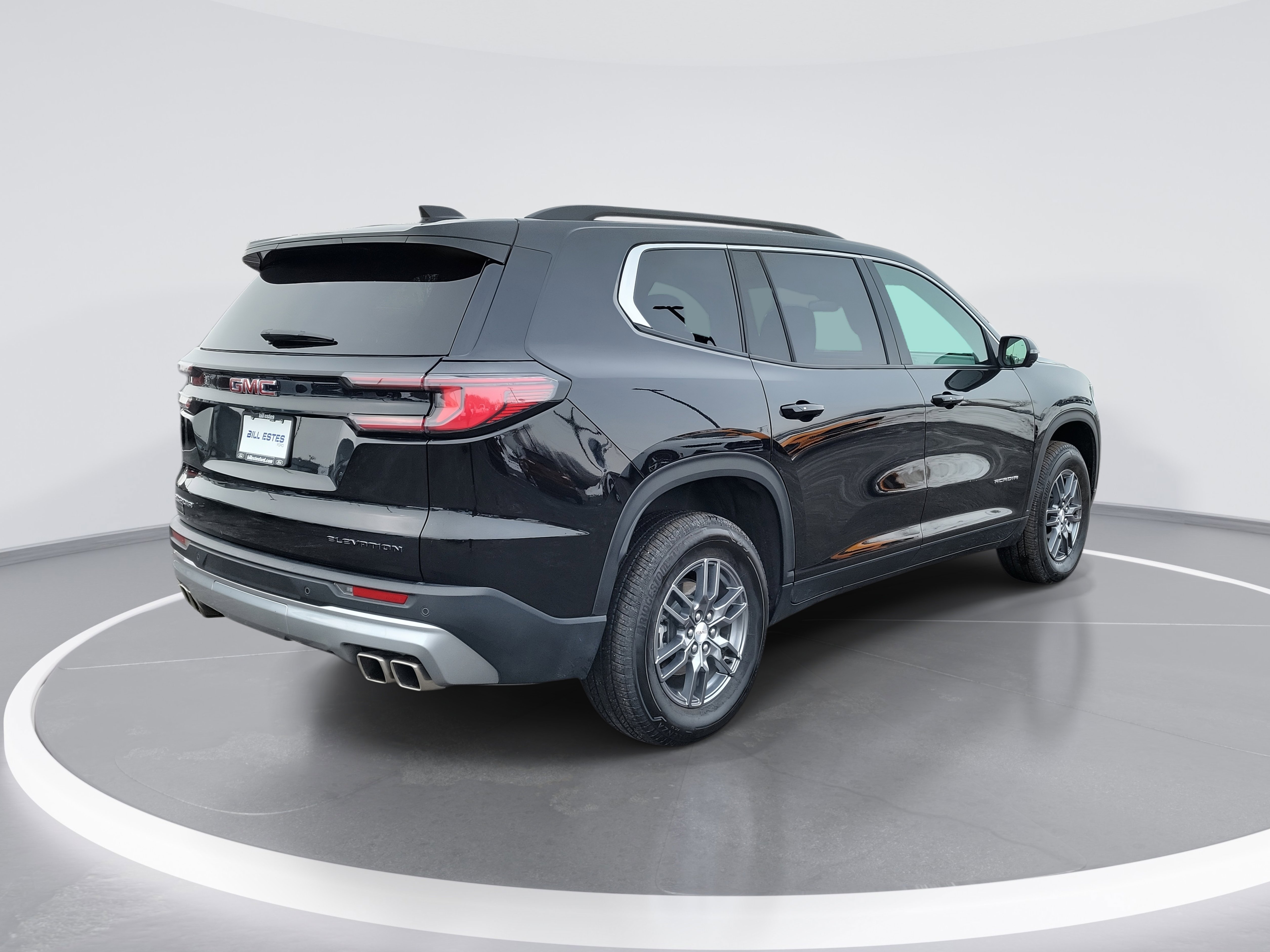 Used 2025 GMC Acadia Elevation image 3