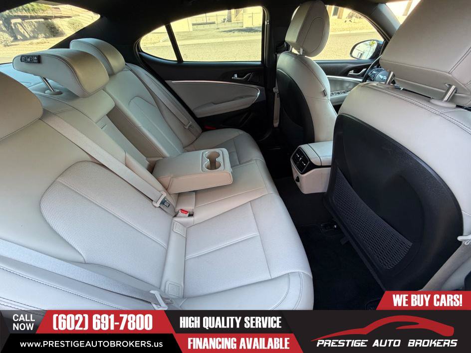 Used 2022 Genesis G70 2.0T RWD image 46