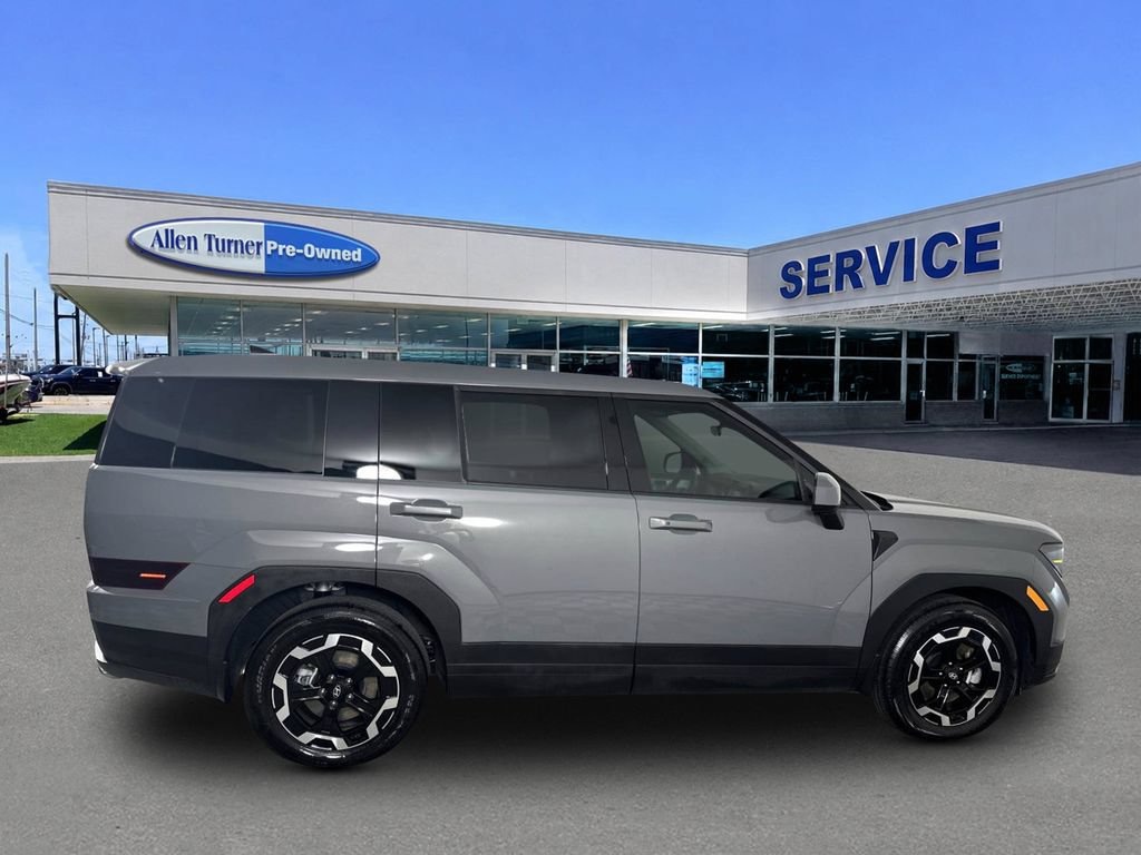 Certified 2025 Hyundai Santa Fe SE FWD image 9