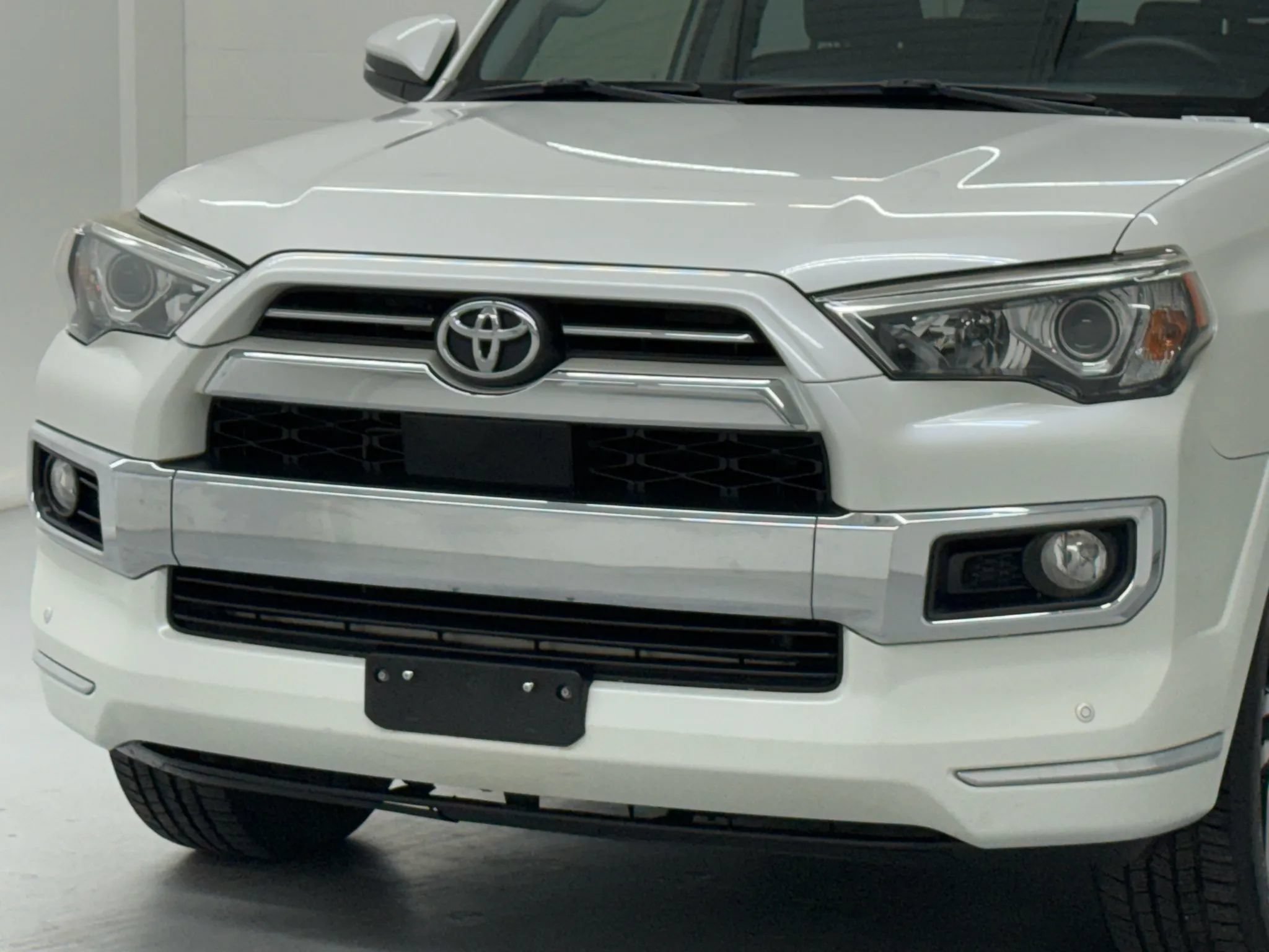 Used 2020 Toyota 4Runner Limited RWD image 94