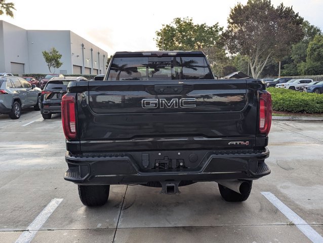 Used 2021 GMC Sierra 2500 AT4 w/ AT4 Premium Plus Package AWD/4WD image 6