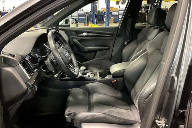 Used 2023 Audi SQ5 Premium w/ Convenience Package image 24