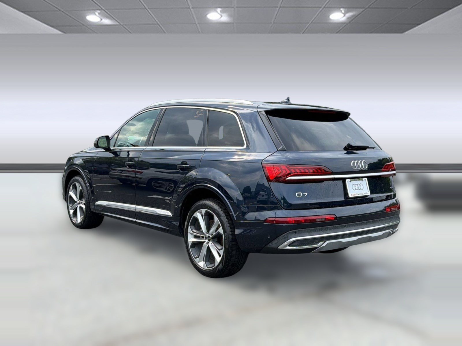 Used 2023 Audi Q7 3.0T Premium Plus w/ Premium Plus Package AWD/4WD image 3