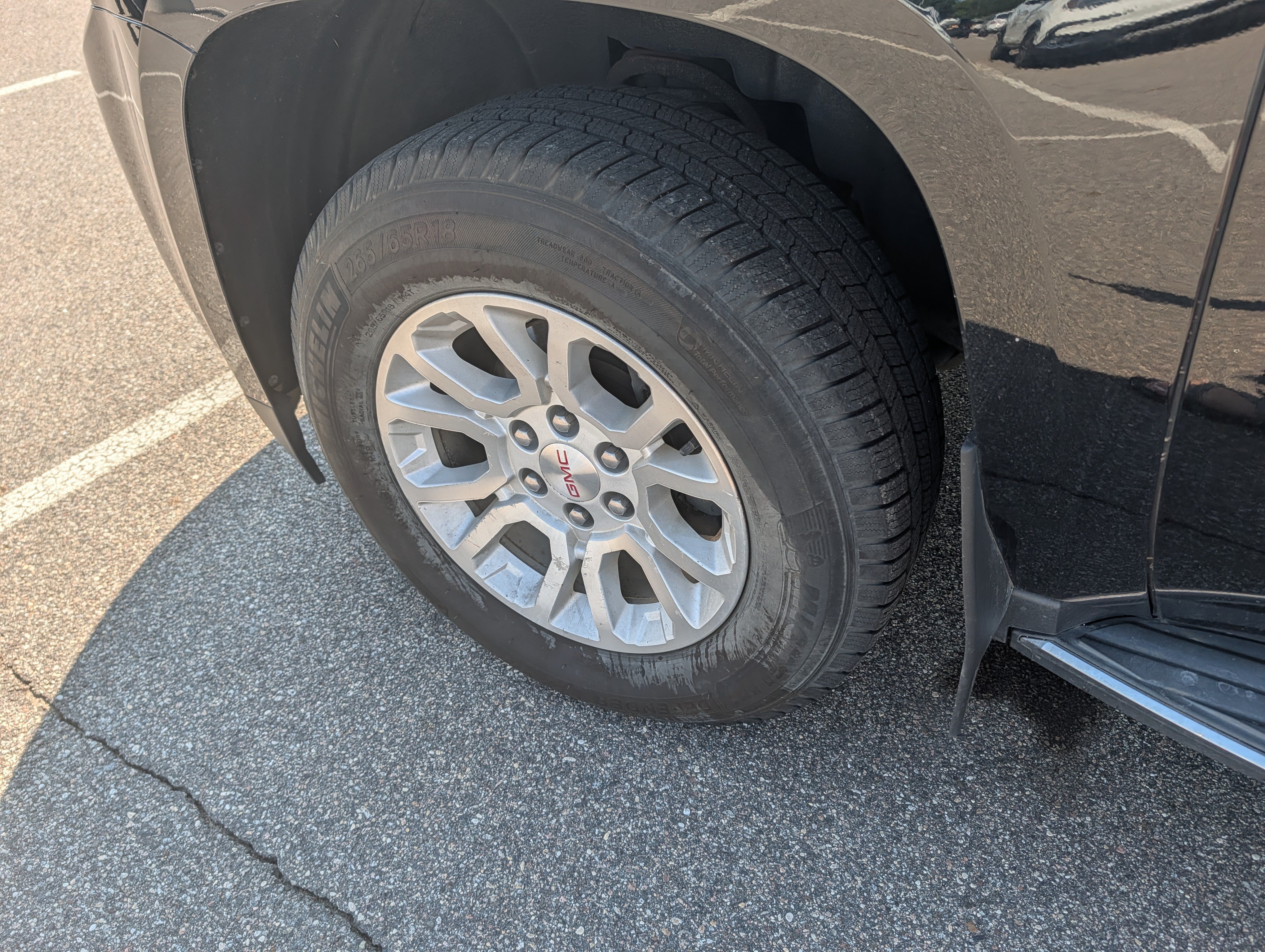 Used 2018 GMC Yukon XL SLT AWD/4WD image 6