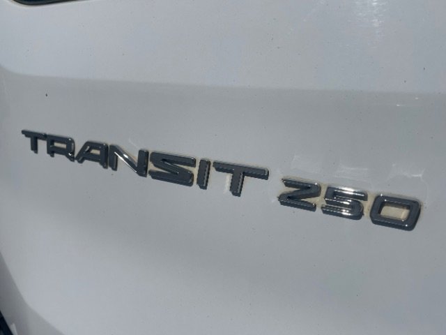 Used 2020 Ford Transit 250 Low Roof AWD image 15