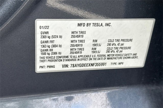 Used 2022 Tesla Model Y Long Range image 36