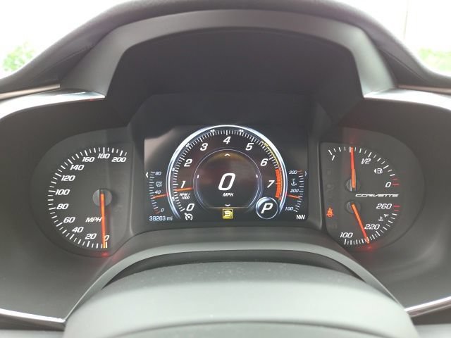 Used 2018 Chevrolet Corvette Stingray Coupe w/ 1LT RWD image 17