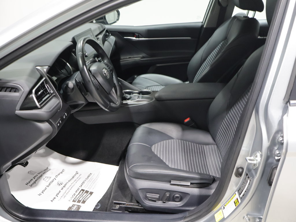 Used 2023 Toyota Camry SE w/ Convenience Package FWD image 10