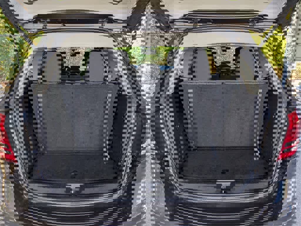 Used 2016 Dodge Journey SE w/ Flexible Seating Group image 12