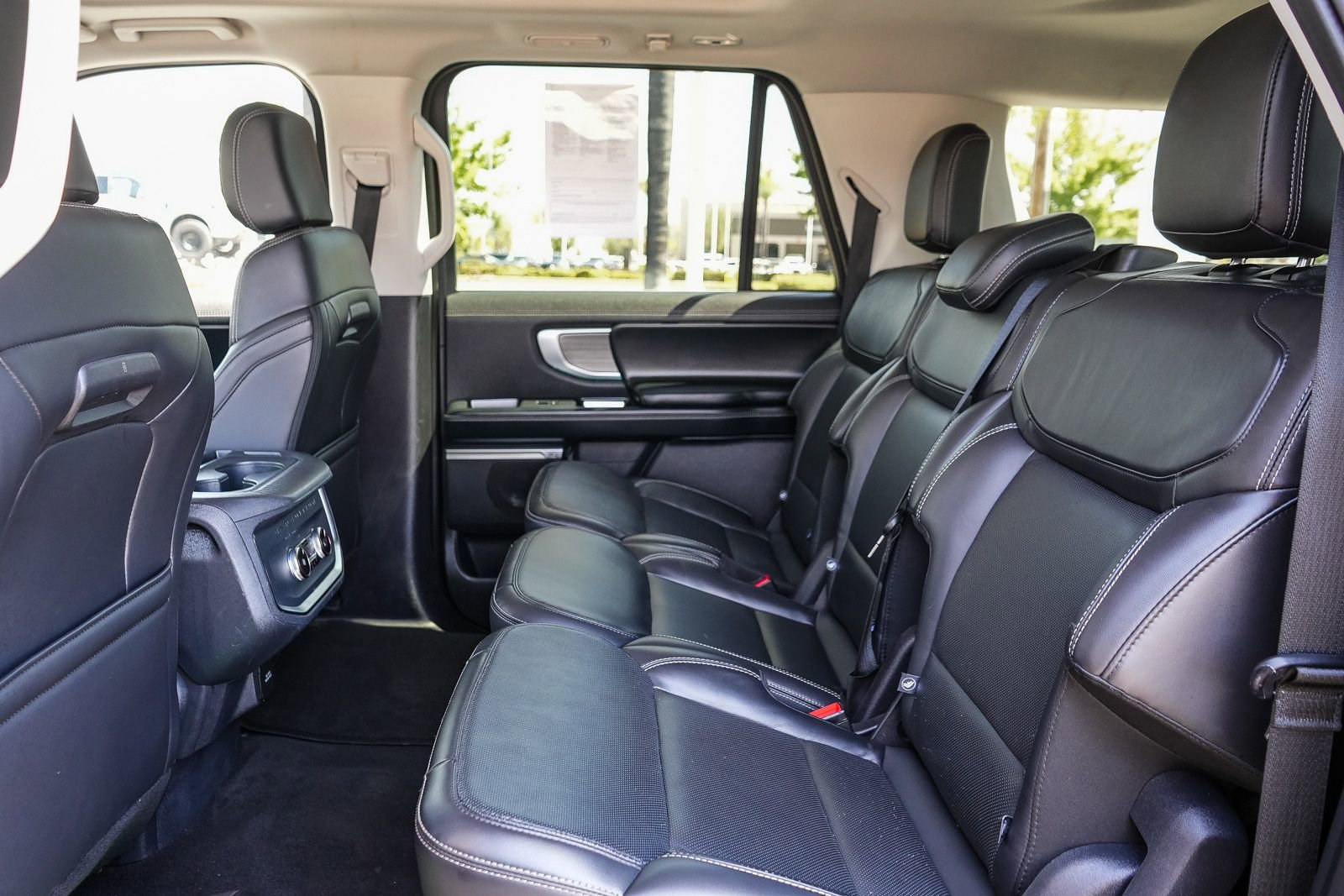 Certified 2025 Ford Expedition Max Platinum AWD/4WD image 18