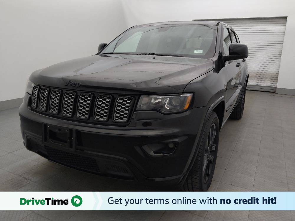 Used 2018 Jeep Grand Cherokee Altitude RWD image 1