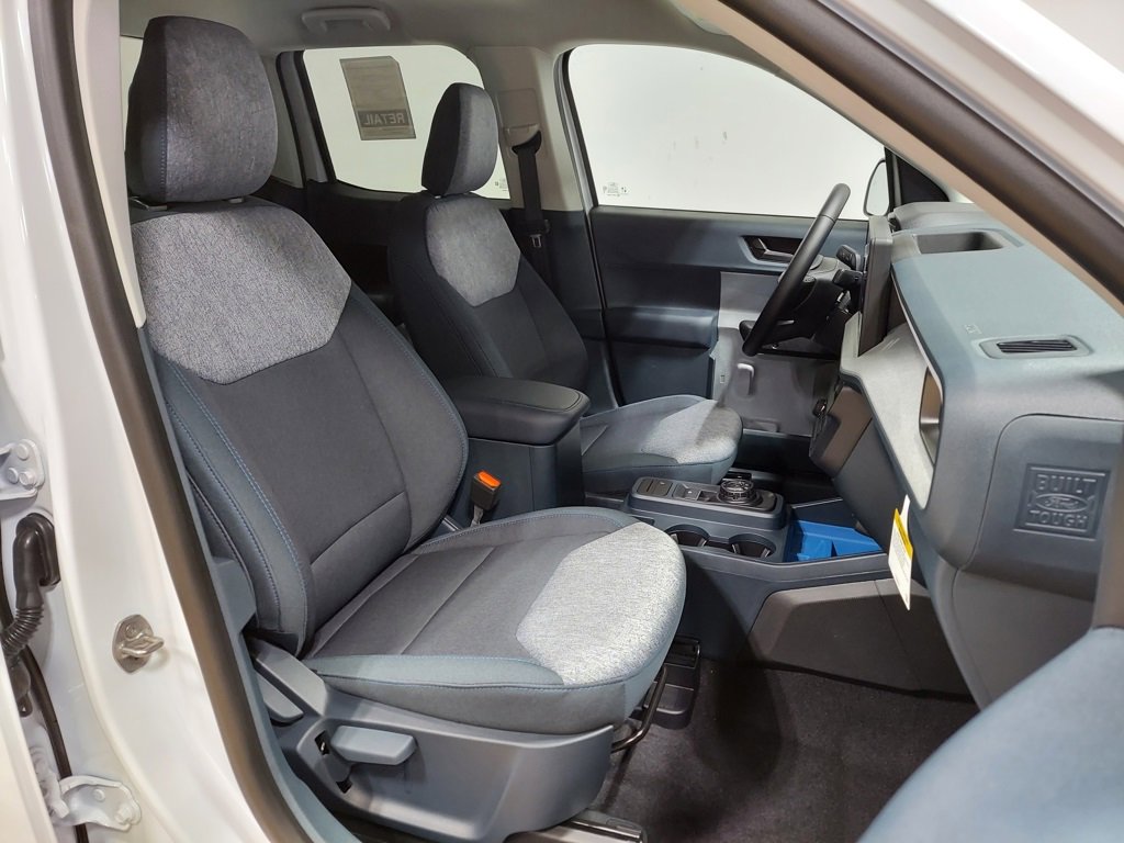 New 2025 Ford Maverick XLT w/ XLT Luxury Package image 14