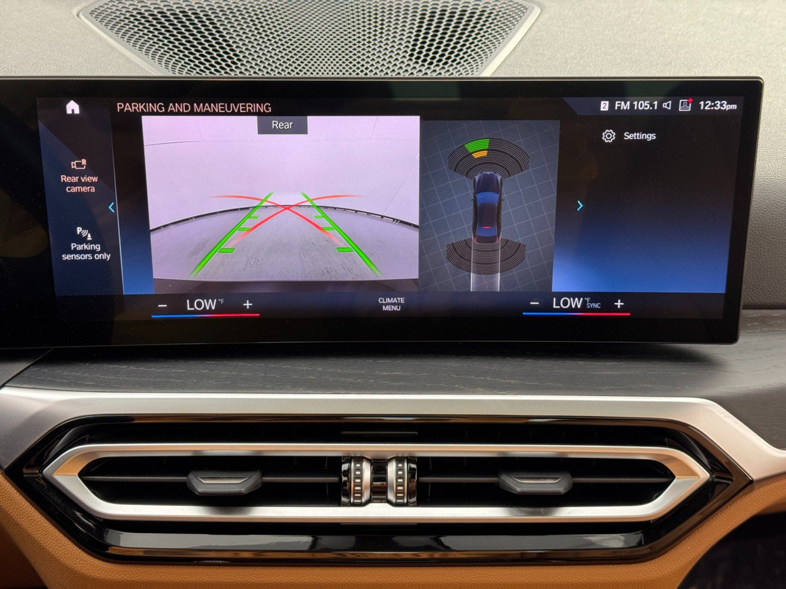 Used 2023 BMW 330e xDrive w/ Premium Package image 29