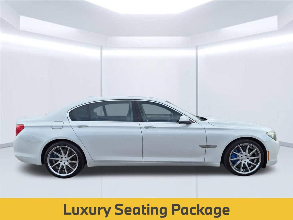 Used 2009 BMW 750Li RWD image 8
