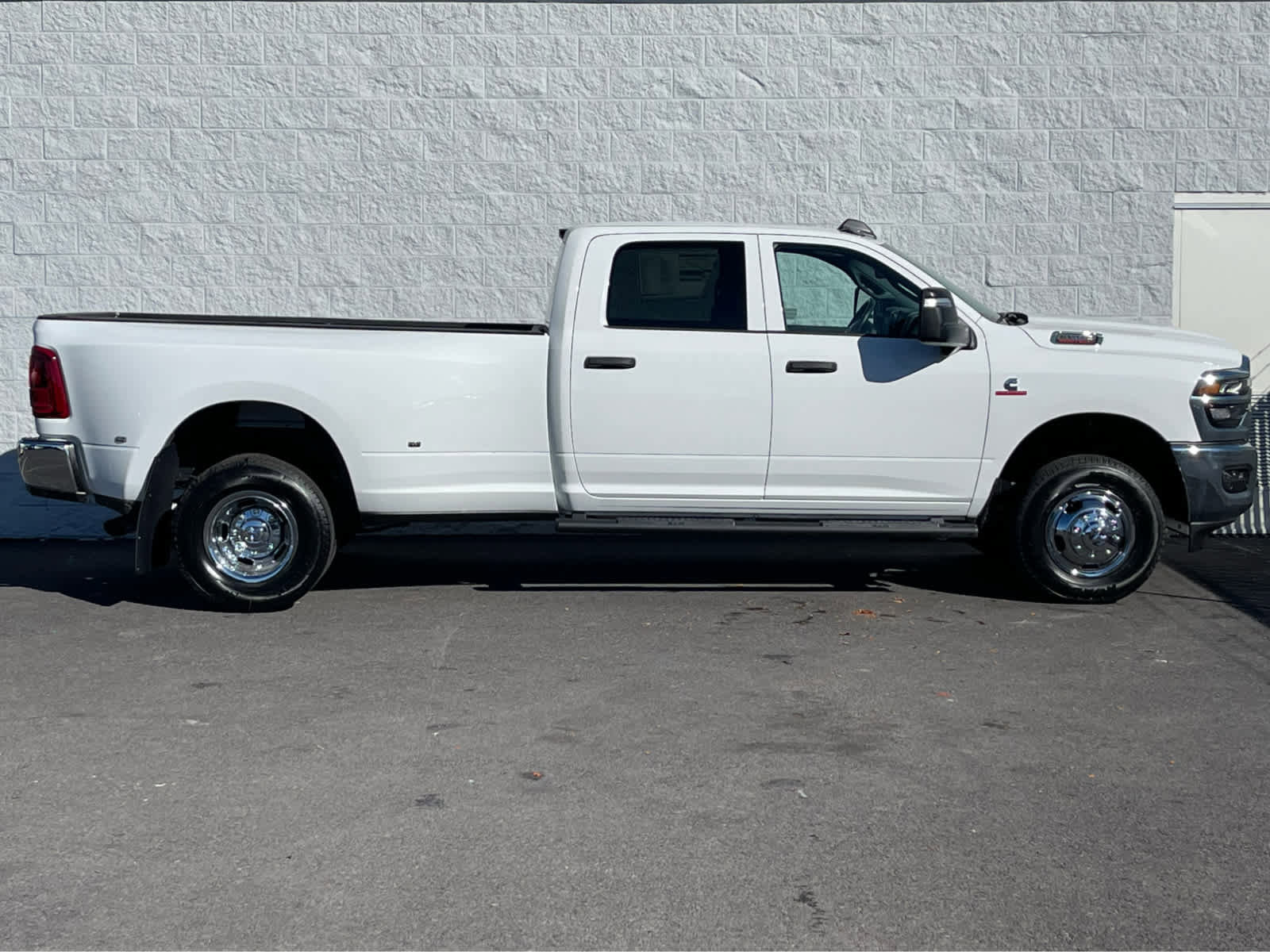 New 2026 RAM 3500 Tradesman image 4