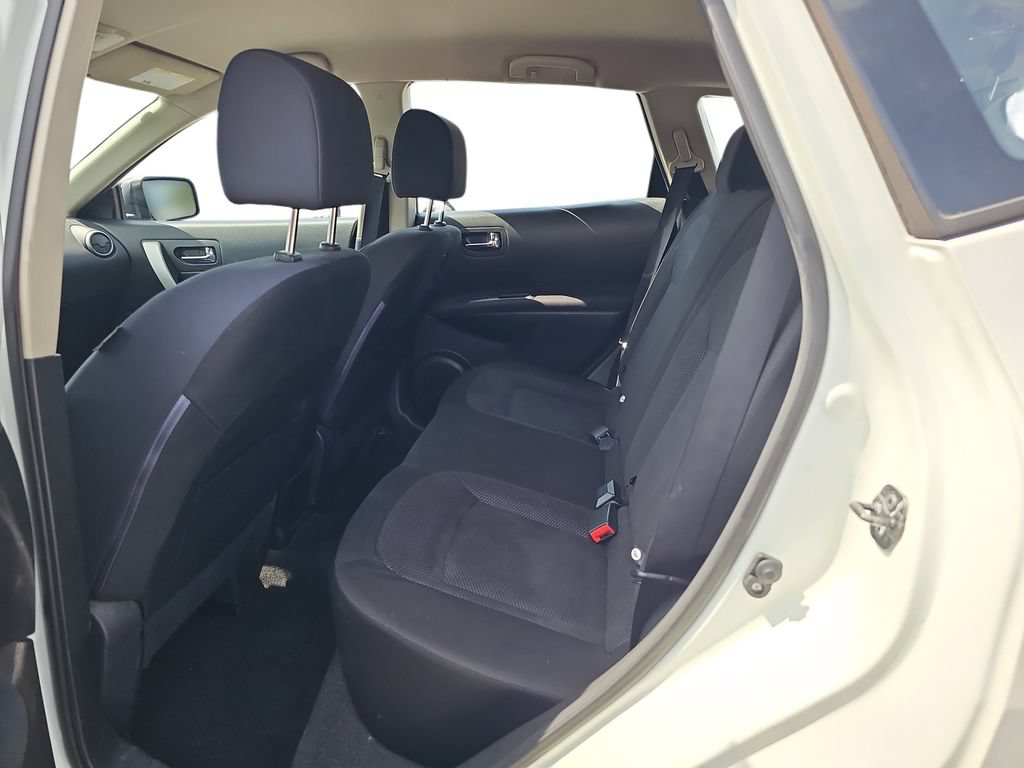 Used 2015 Nissan Rogue S w/ Convenience Package FWD image 15