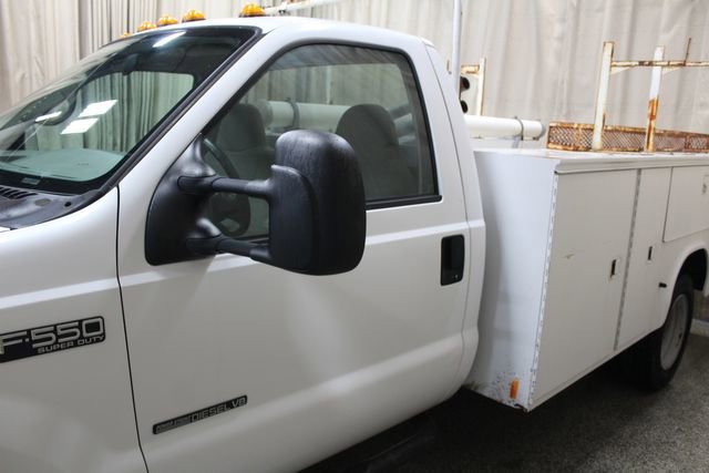 Used 2002 Ford F550 XL image 11