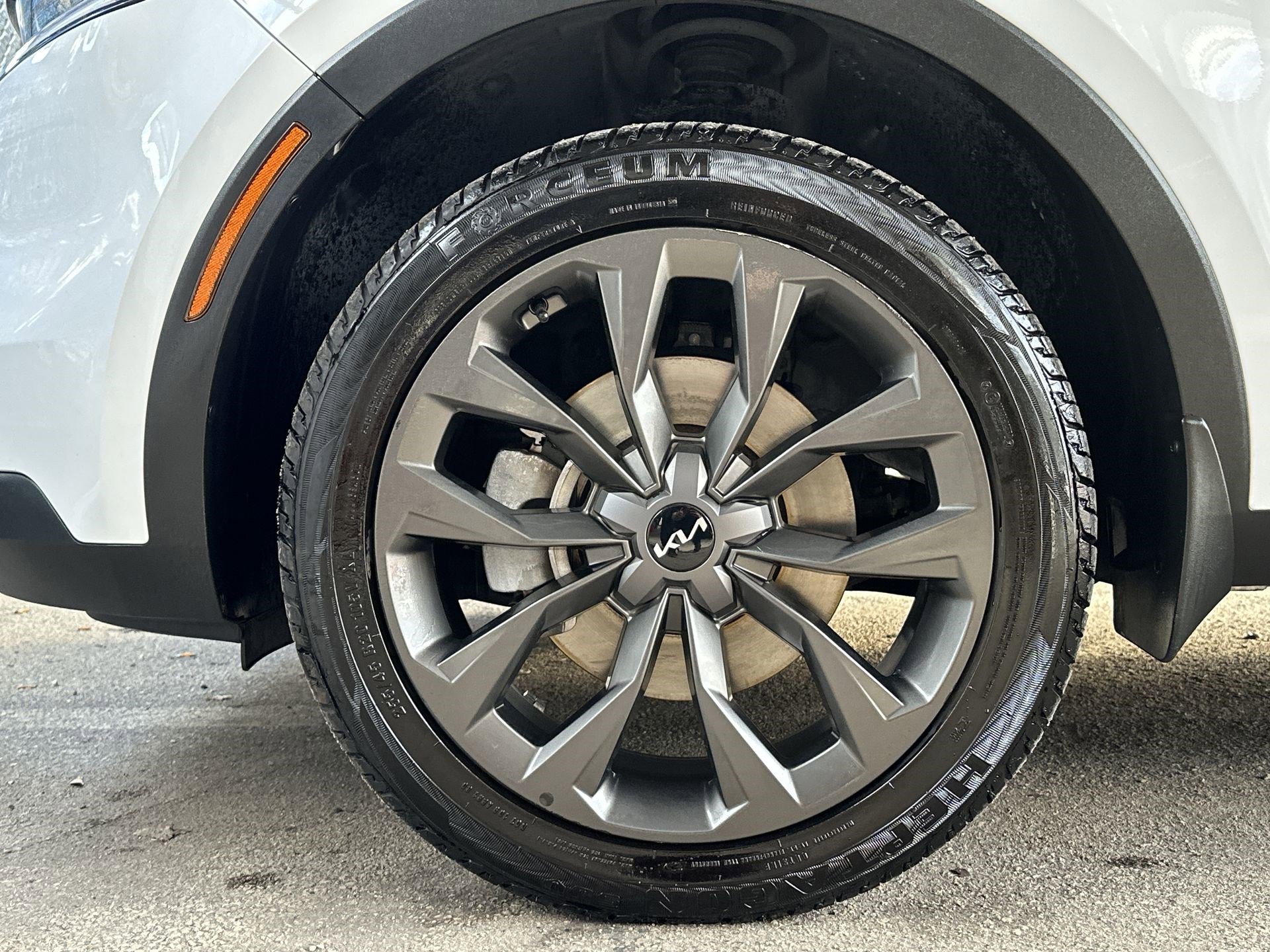 Certified 2023 Kia Sorento X-Line EX image 19