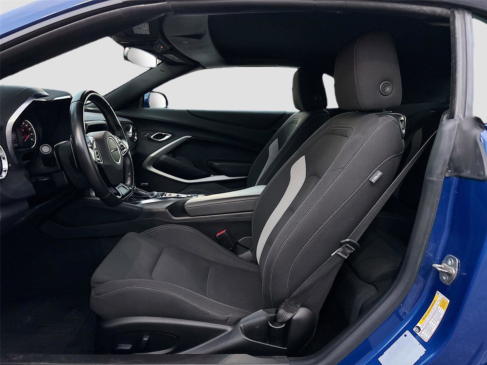 Used 2022 Chevrolet Camaro LT w/ Technology Package image 23