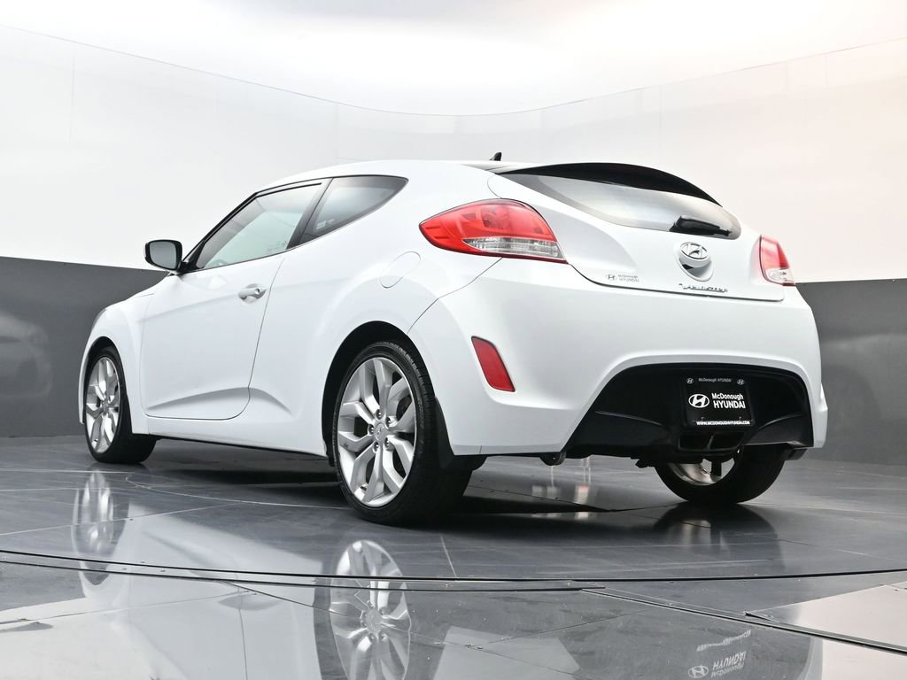 Used 2013 Hyundai Veloster w/ Style Pkg image 30