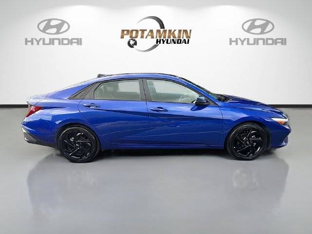 Certified 2026 Hyundai Elantra Sport FWD image 5