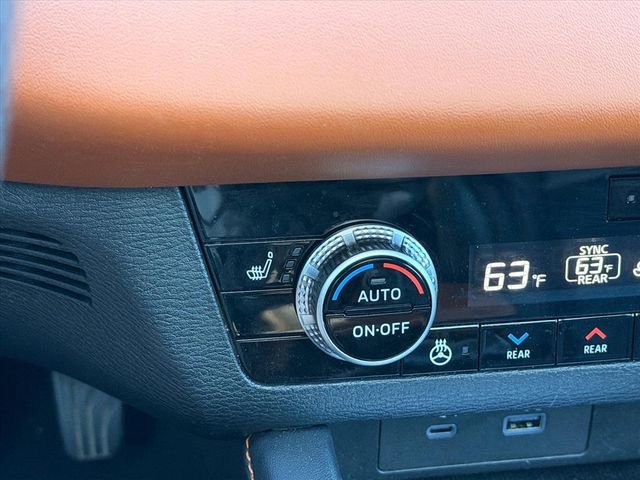 Used 2023 Mitsubishi Outlander SEL image 25