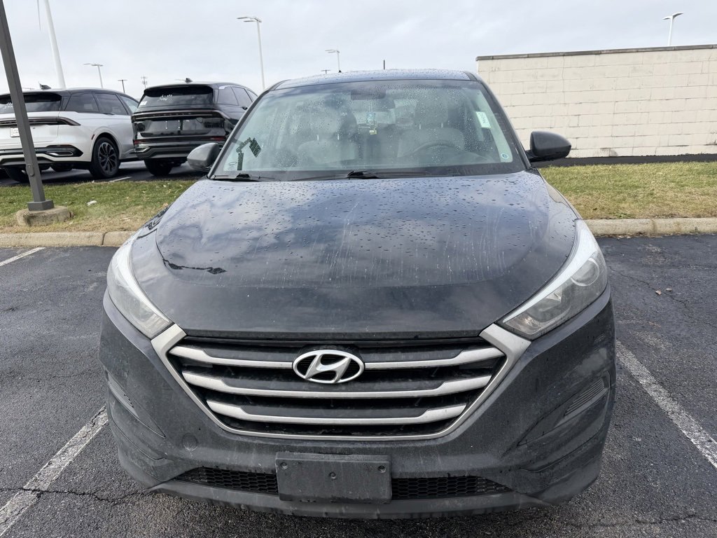 Used 2017 Hyundai Tucson SE image 2