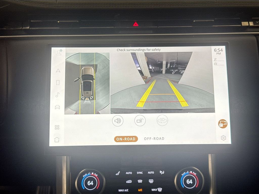 Used 2023 Land Rover Range Rover SE image 14