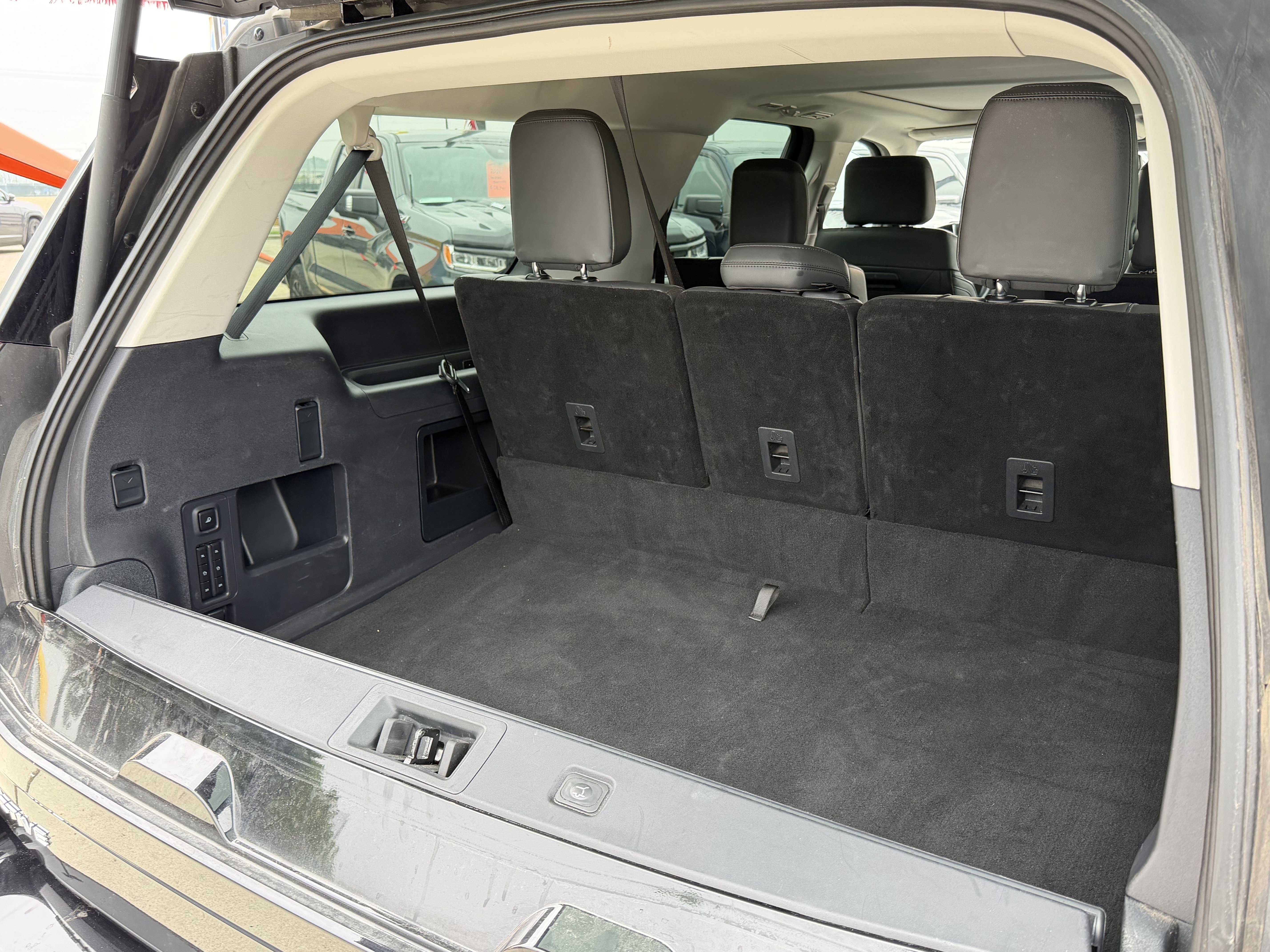 Certified 2025 Ford Expedition Max Active AWD/4WD image 10