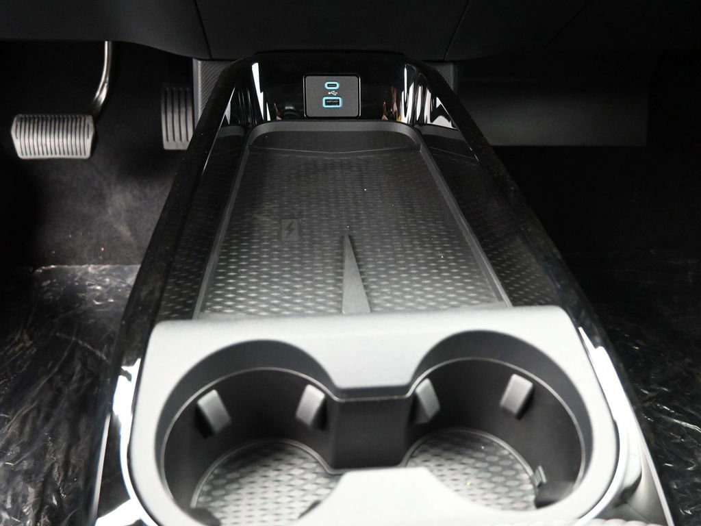 Used 2024 Ford Mustang Mach-E Select w/ Comfort Package Lite image 4