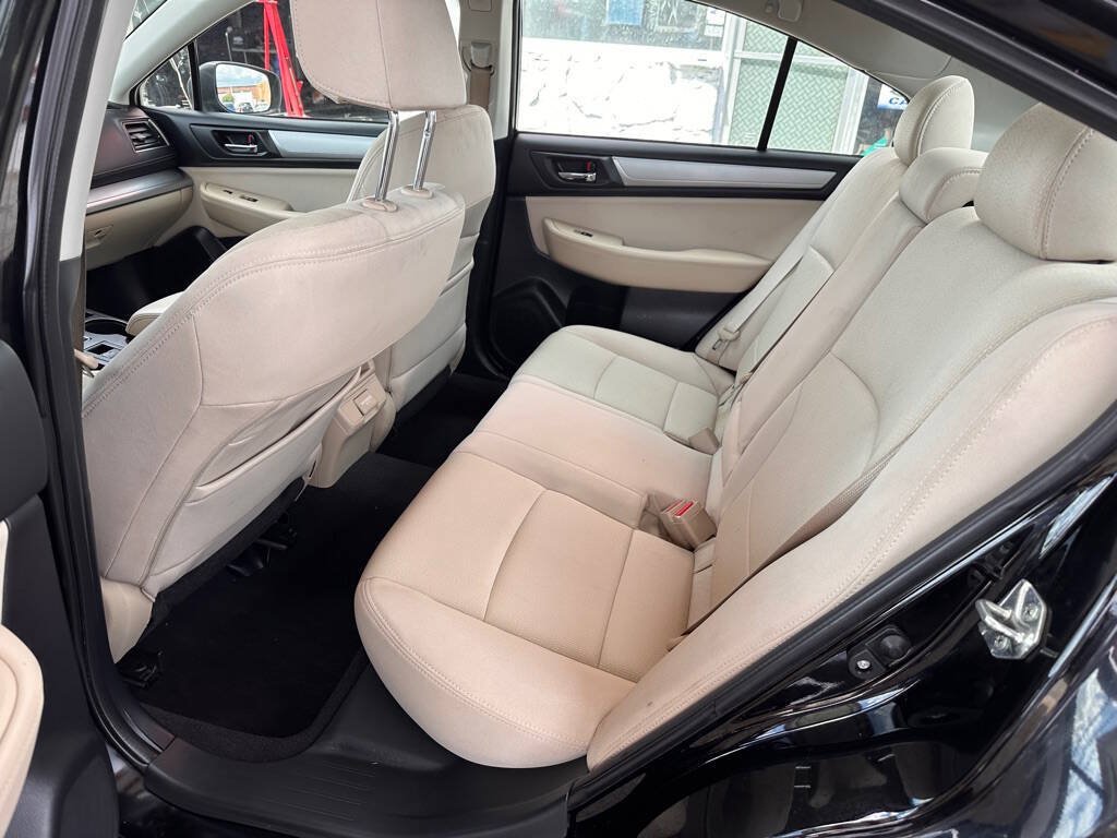 Used 2018 Subaru Legacy 2.5i Premium AWD/4WD image 15