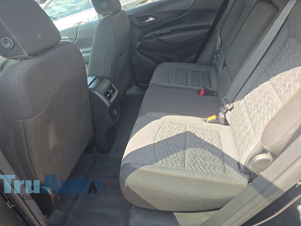 Used 2023 Chevrolet Equinox LT AWD/4WD image 14