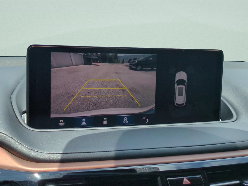 Used 2023 Acura MDX FWD w/ Technology Package image 19