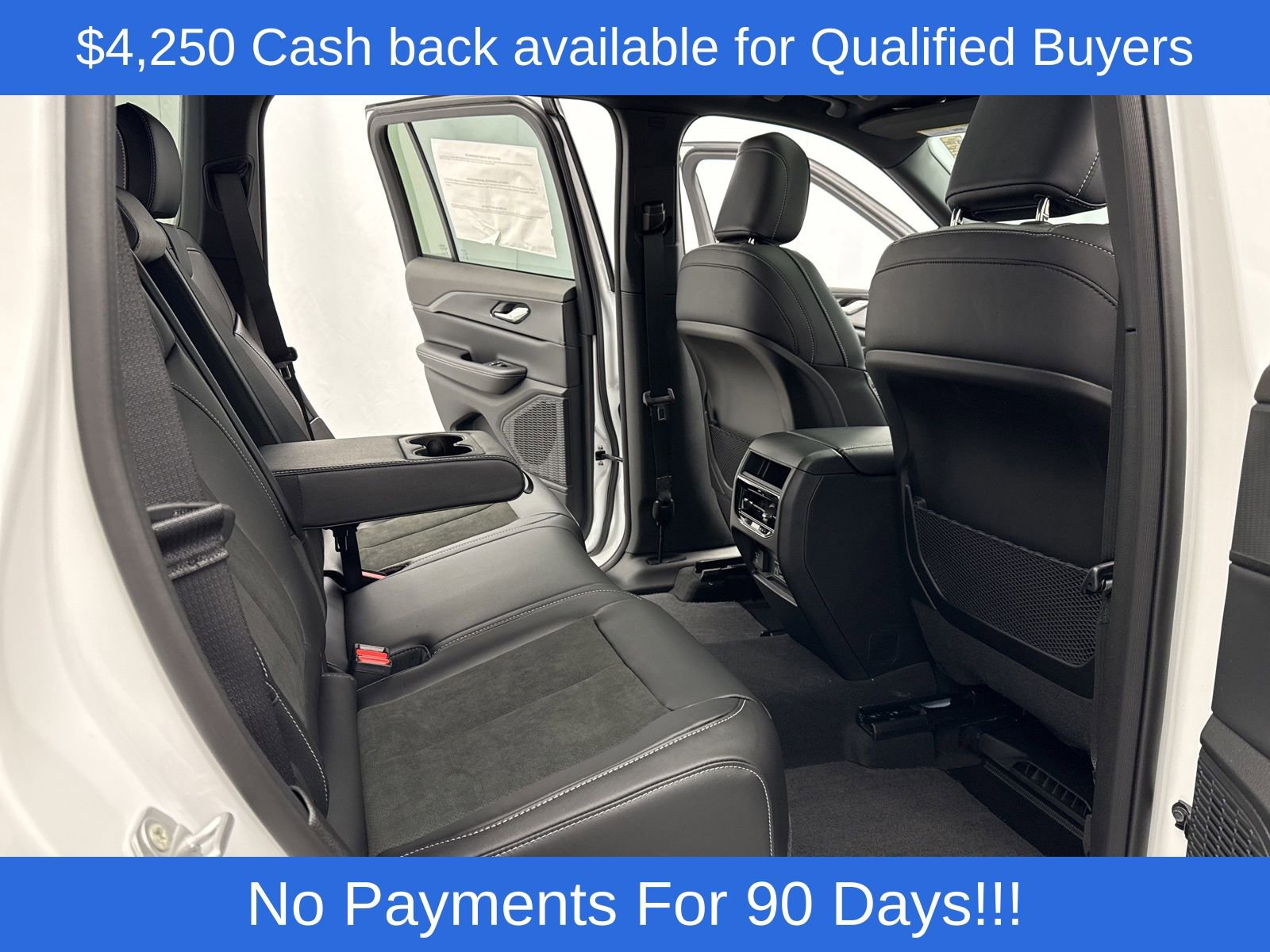 New 2025 Jeep Grand Cherokee Altitude image 33