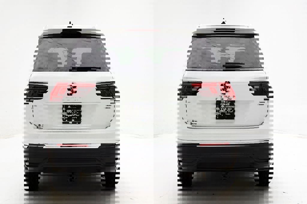 Used 2024 Volkswagen Tiguan Wolfsburg Edition image 7