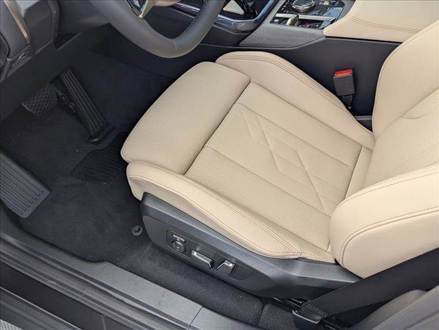 Certified 2025 BMW X3 xDrive30i image 4