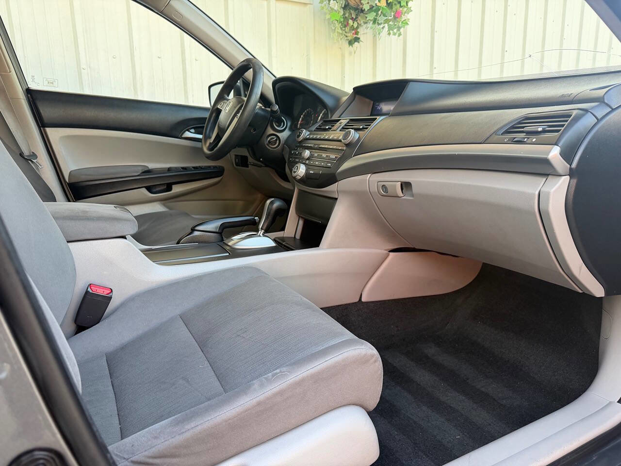 Used 2012 Honda Accord LX image 19